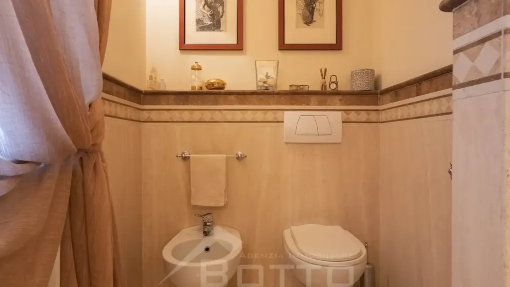 Salles de bain - Historic Villa with Central Location in Grignasco