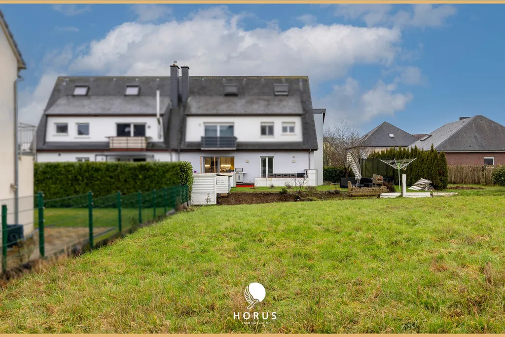 Jardin - Appartement 4 Chambres avec Jardin à Kehlen