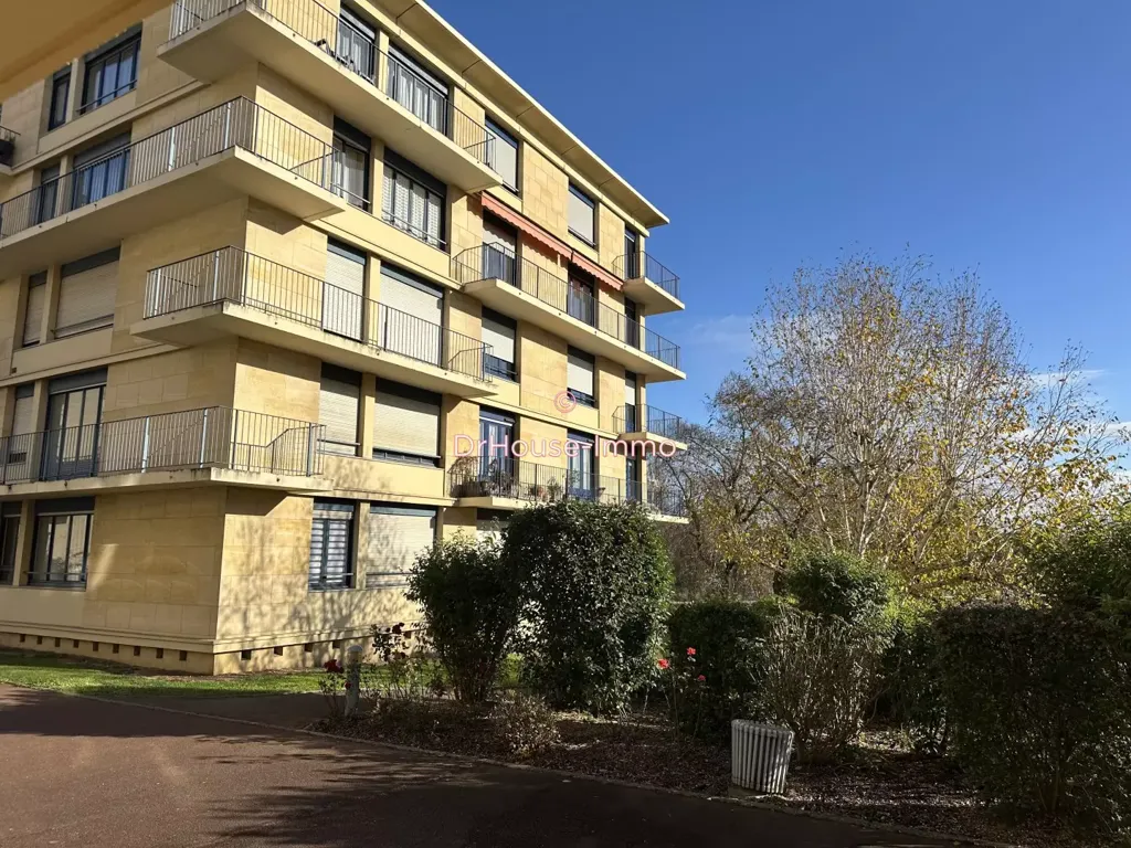 Esterno - Spacious Flat with Seine View in Mantes-La-Jolie