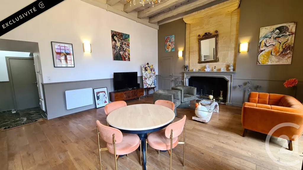 Salle à manger - Appartement Rénové avec Cheminée à Sarlat-la-Canéda