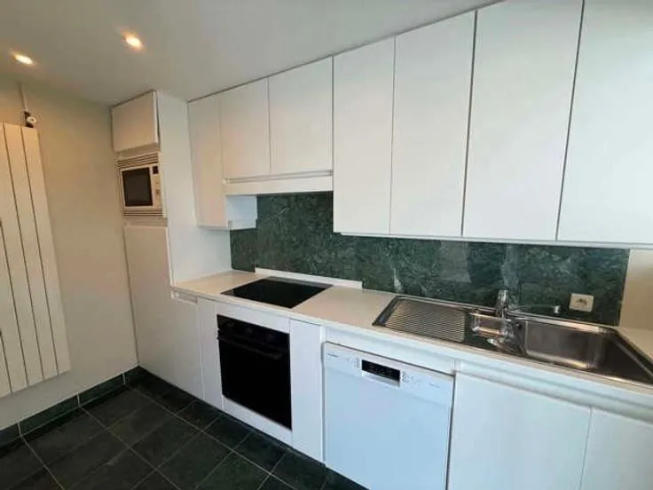 Cucina - Characterful House with Garden in Leede