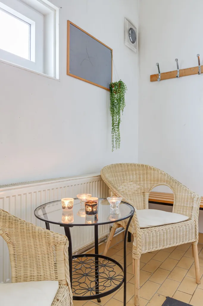 Pièces - Renovated Apartment with Balcony in Stenrösvägen
