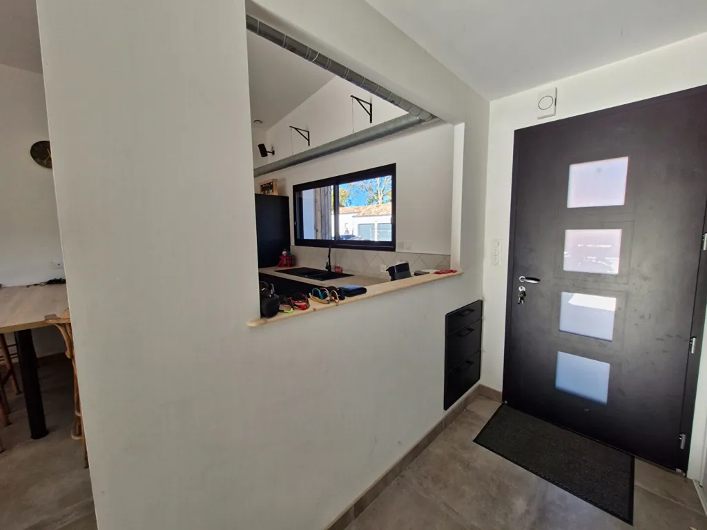 Entrée - Maison Contemporaine avec Jardin à Aizenay