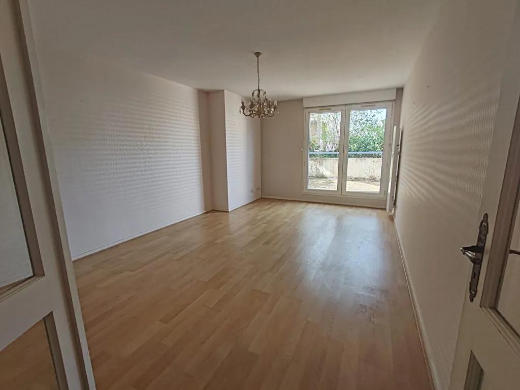 Rooms - Bright T2 with Green Terrace in Rodez