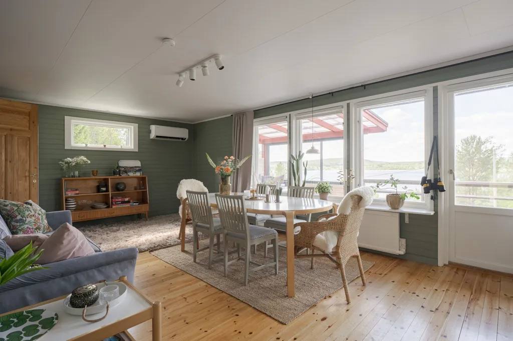 Salle à manger - Seaside Villa with Garden on Dekarsön