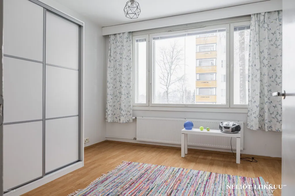 Chambres - Modernised Apartment with South-East Terrace in Vantaa