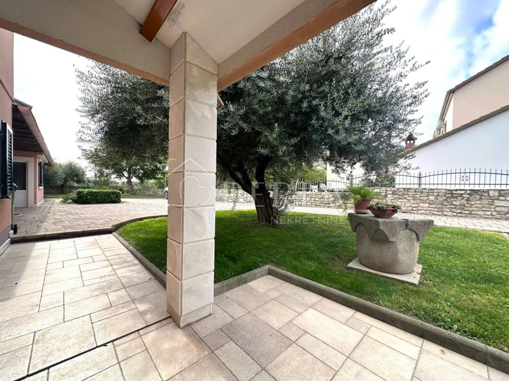 Terrazza - Charming Townhouse with Garden in Nin