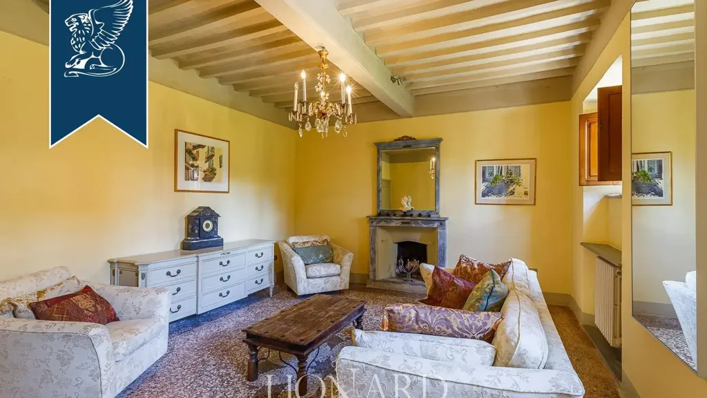 Elutuba - Historic Villa with Pool near Lucca