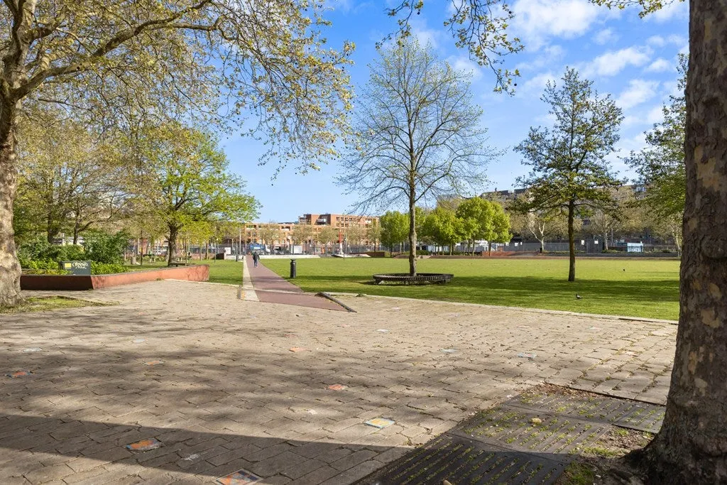 3-toaline korter asukohas Rotterdam