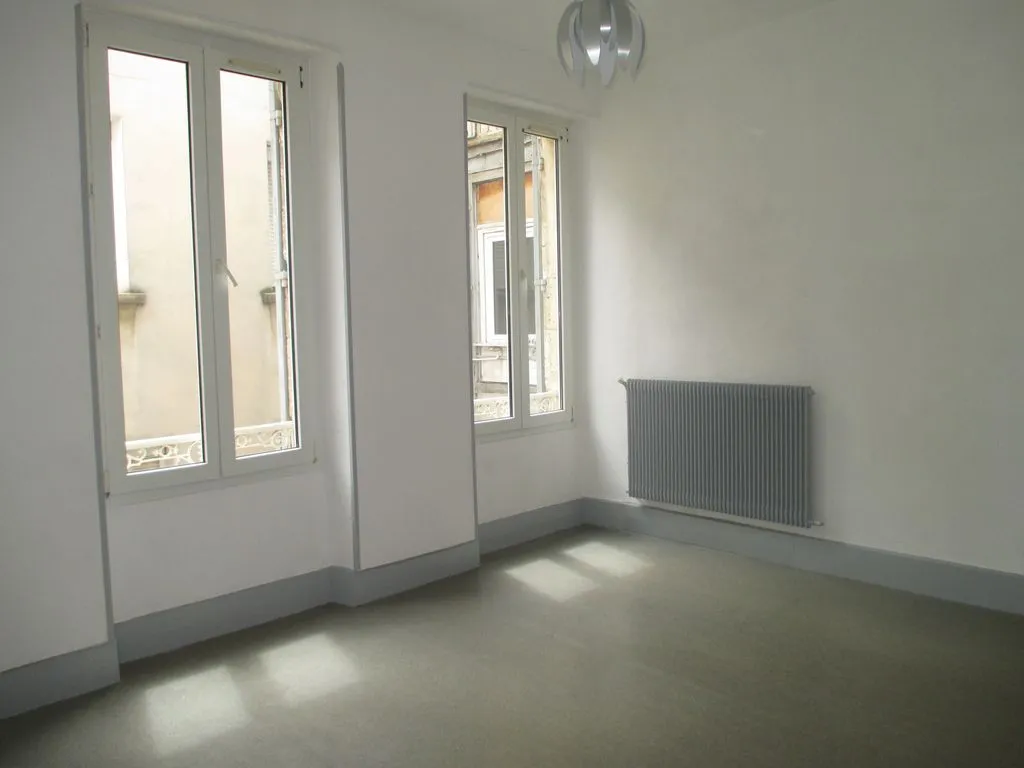 Pièces - Immeuble de Rapport en Centre-ville d'Agen