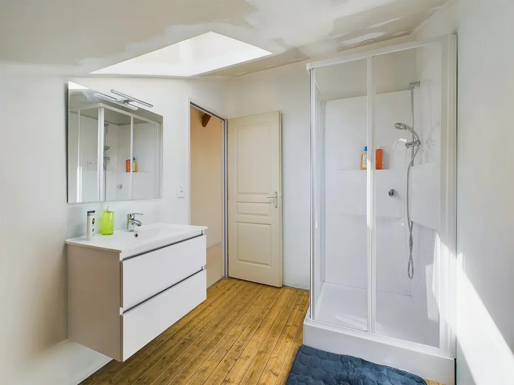 Bagni - Farmhouse with Pool in Vineyard Setting