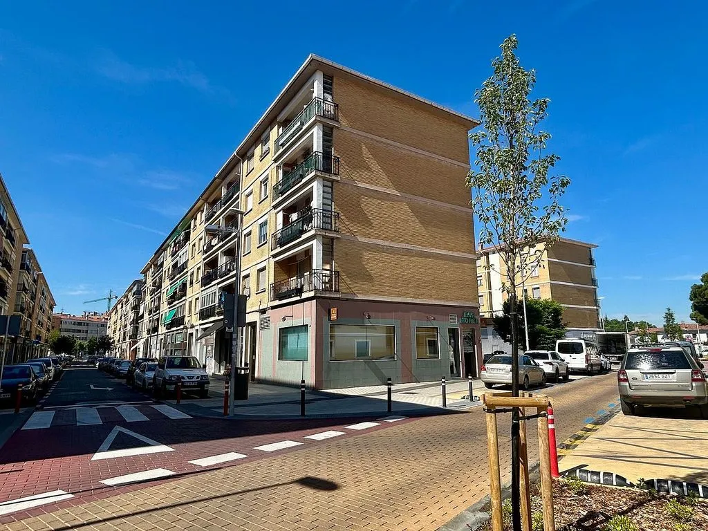Välivaade - Apartment with Balcony in Chantrea, Pamplona
