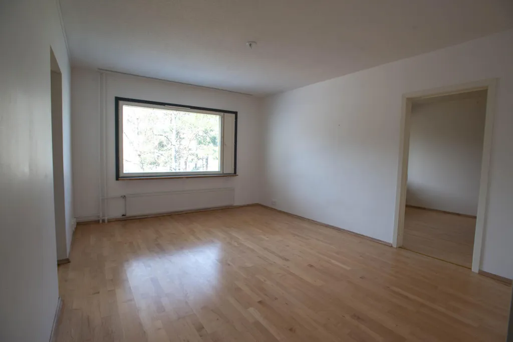 other_room
