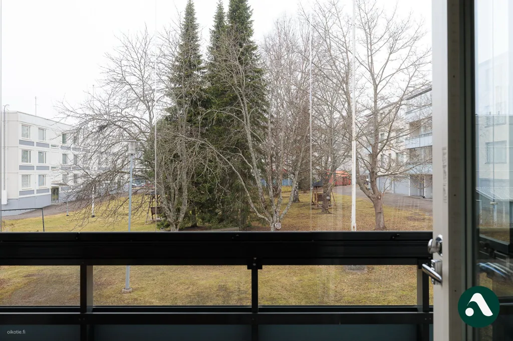 Balcon - Two-Room Flat with Glazed Balcony in Tampere