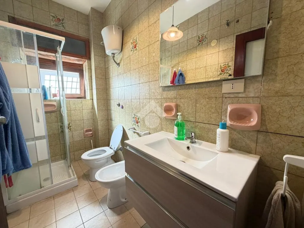 Salles de bain - Ground Floor Trilocale in University Area, Lecce