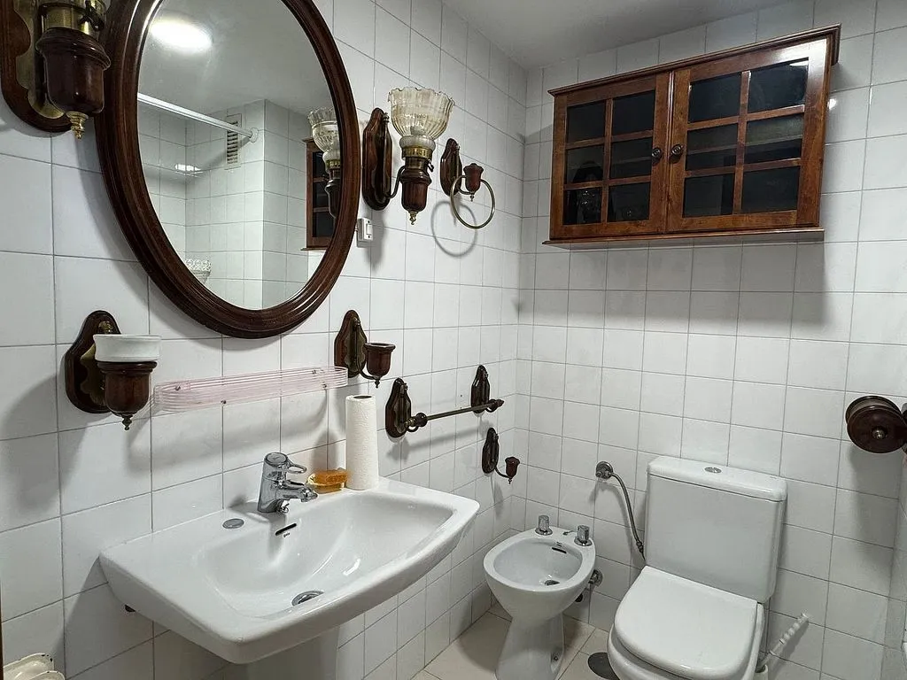 Vannitoad - Apartment with Balcony in Noáin