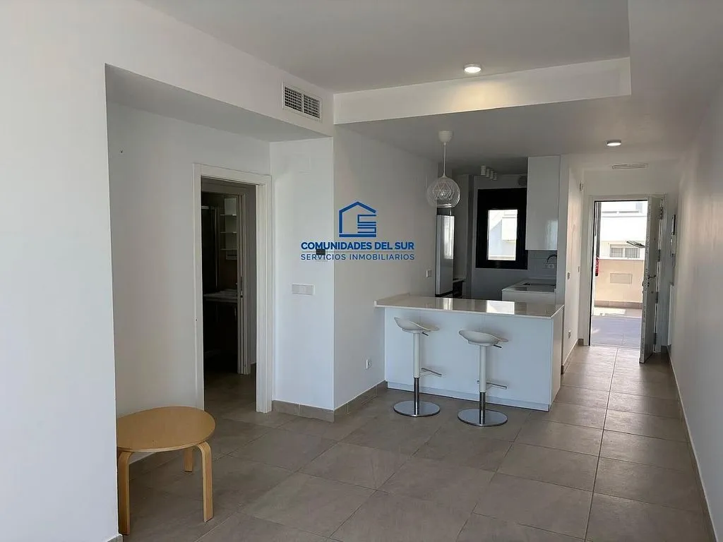 Entrée - Modern Apartment with Sea View in Fuentebravía