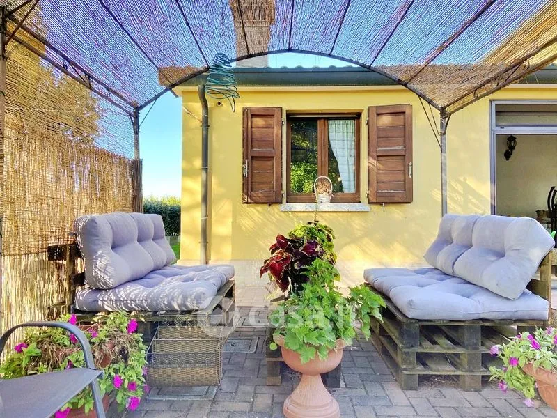 Terrass - Rustic Villa with Garden in Ravenna