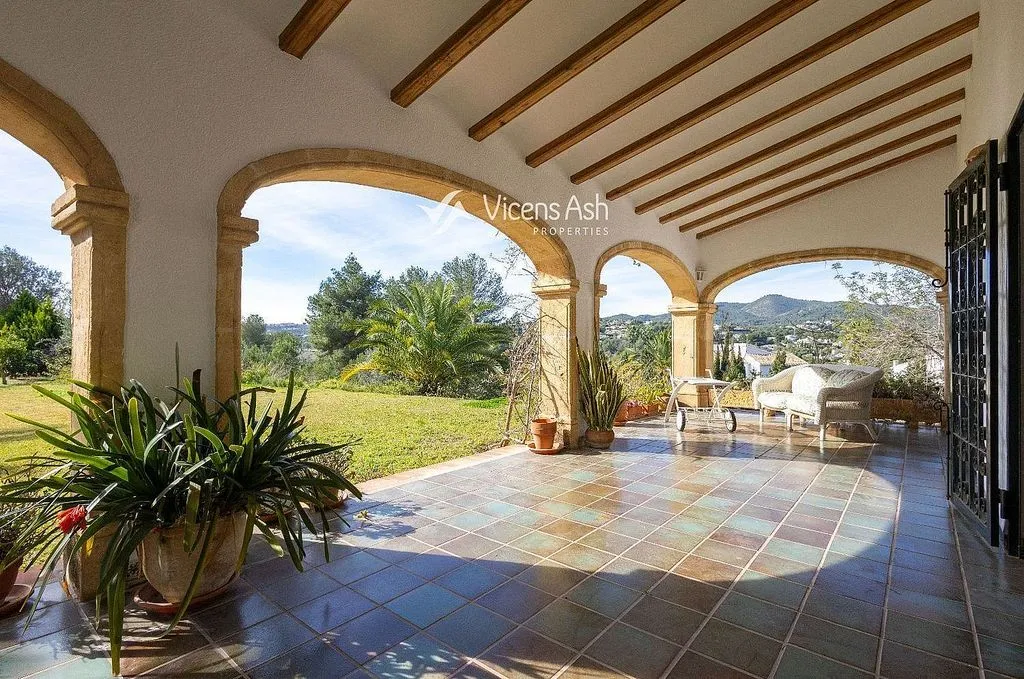Terrace - Villa with Pool and Terrace in Jávea