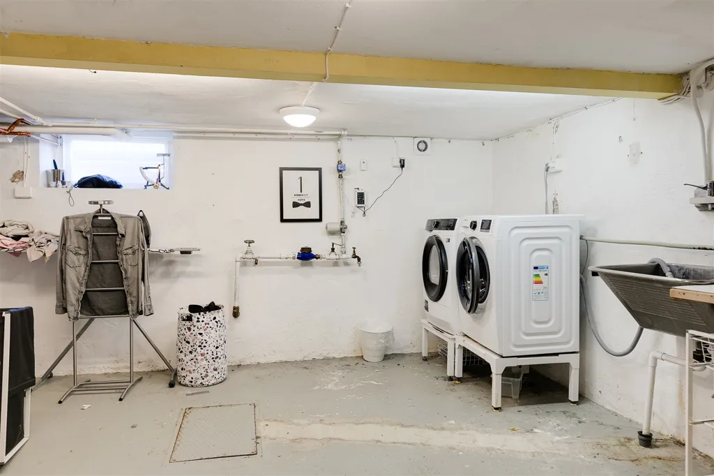Utility Room - Modernised Villa with Guesthouse in Malmö