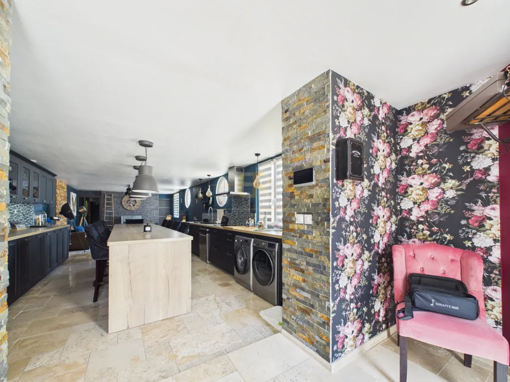 Cuisine - Maison avec Terrasse et Jardin à Reims