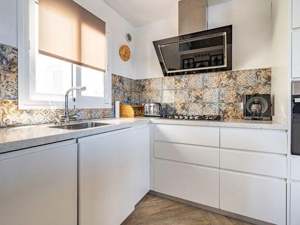 Cuisine - Renovated Flat with Harbour View in Es Castell