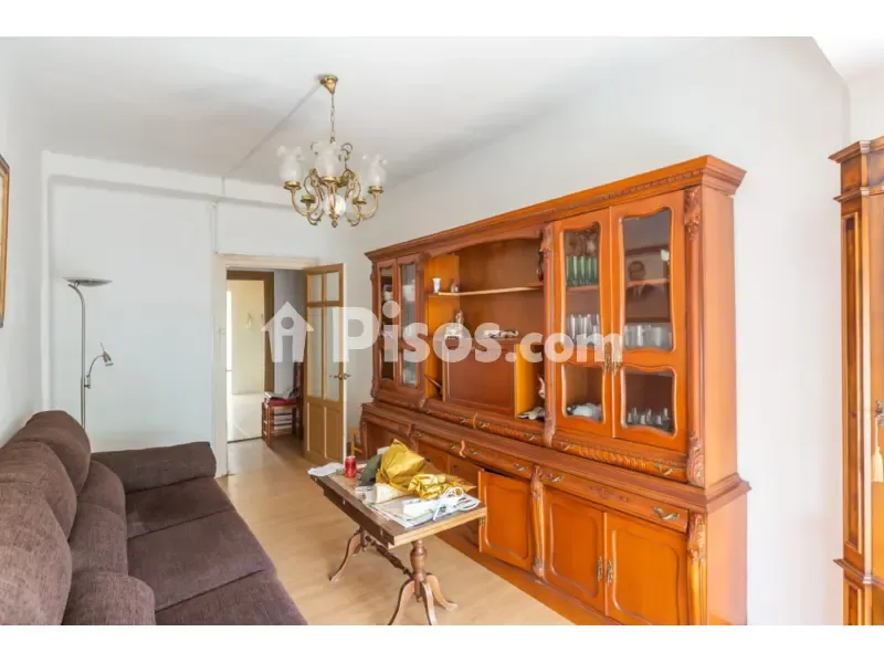 Living Room - Mixed-Use Property with Dual Access in Tafalla
