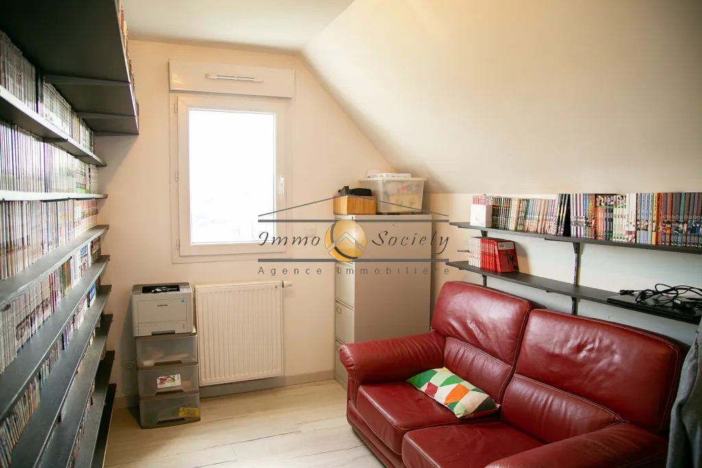 Toad - Recent House with Garden in Val-de-Reuil