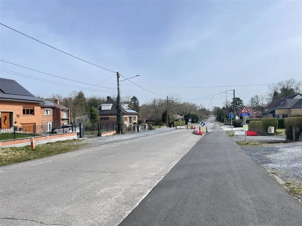 Välivaade - Buildable Plot with 21.5m Façade in Baudour