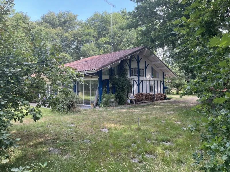 Esterno - Traditional House with Garden in Rural Setting