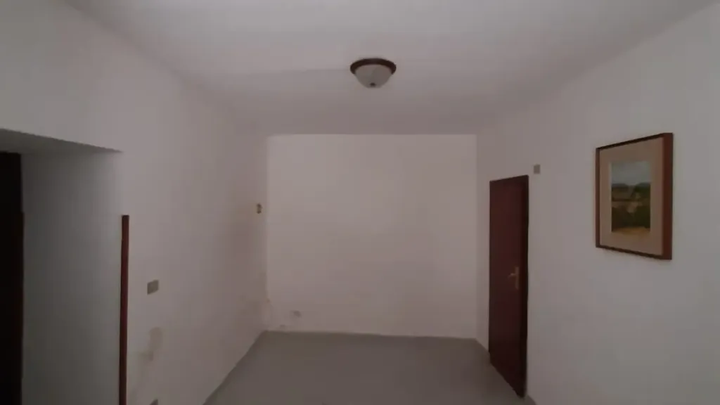 Entrée - Independent House for Renovation in Castelvetrano