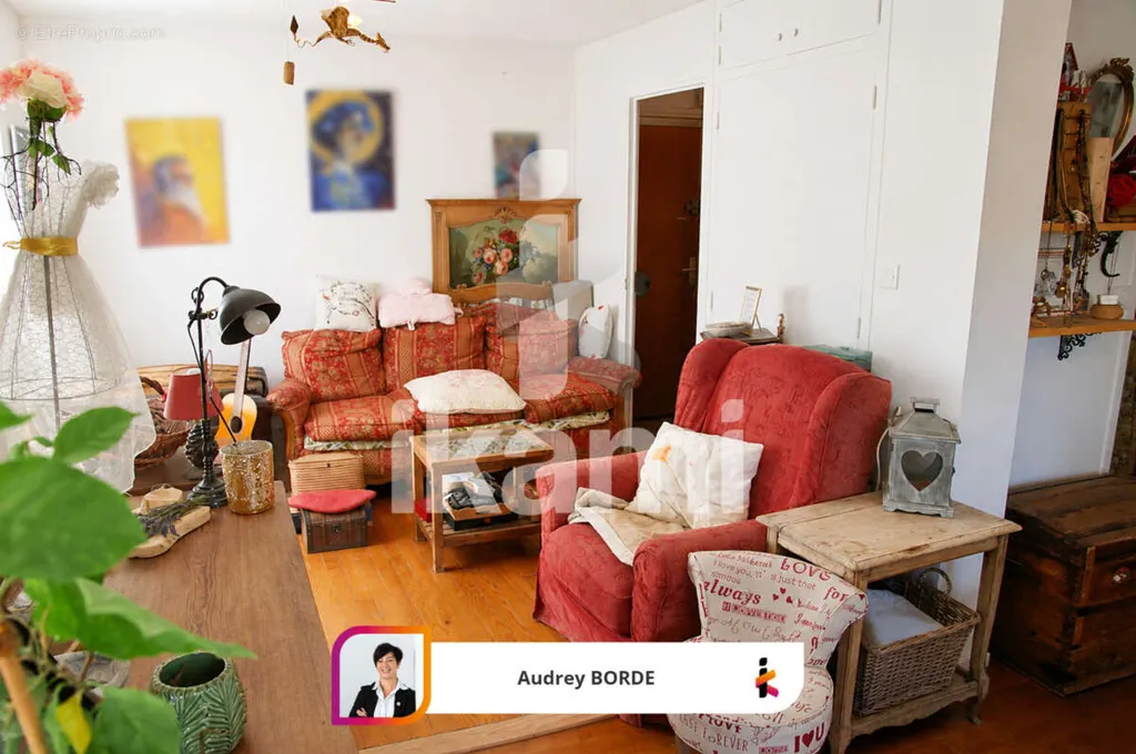 Elutuba - Bright T2 Bis with Balcony in Saint-Marcellin