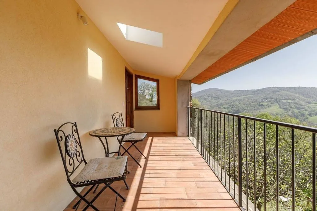 Rõdu - Luxury Villa with Garden in Umbertide
