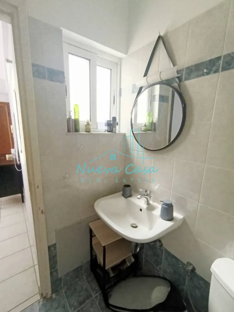 Vannitoad - Apartment with Balcony in Patras Centre