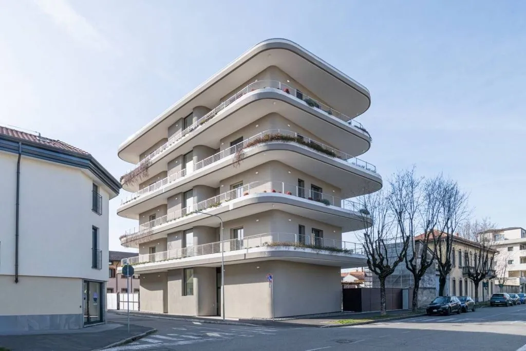 Exterior - Luxury Flat with Terrace in Busto Arsizio