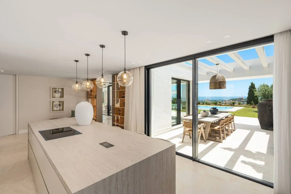 Cuisine - Luxury Villa with Panoramic Views in El Herrojo