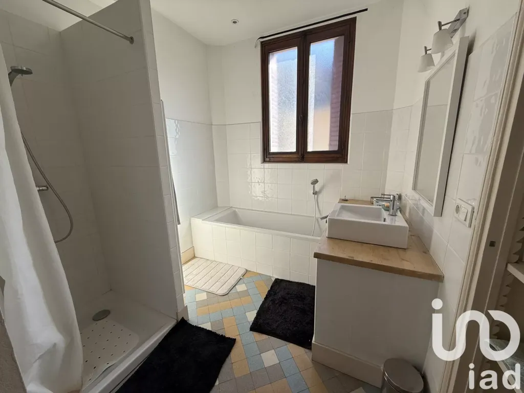 Salles de bain - Appartement de Charme avec Balcon à Chambéry Centre-Ville