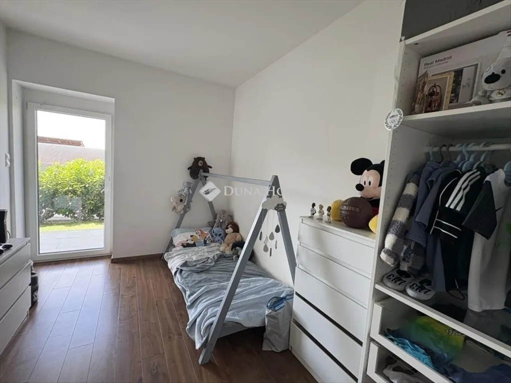 Chambres - Modern Apartment with Garden in Újhartyán