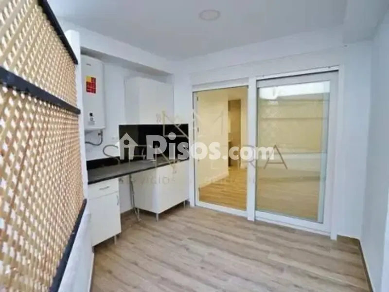 Cuisine - Modern Flat with Terrace in Patraix, Valencia