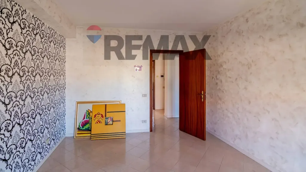 hallway_entrance