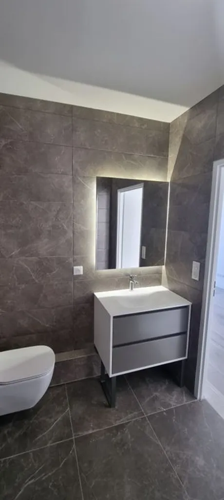 Bagni - Student Studio with Balcony in Colombes