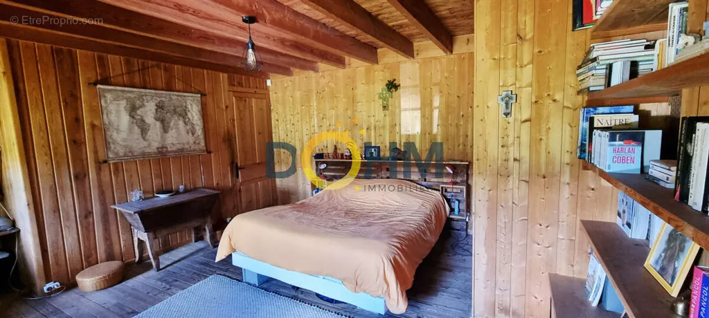 Camere da letto - 16th-Century Manor with Forest Setting in Haut-Forez