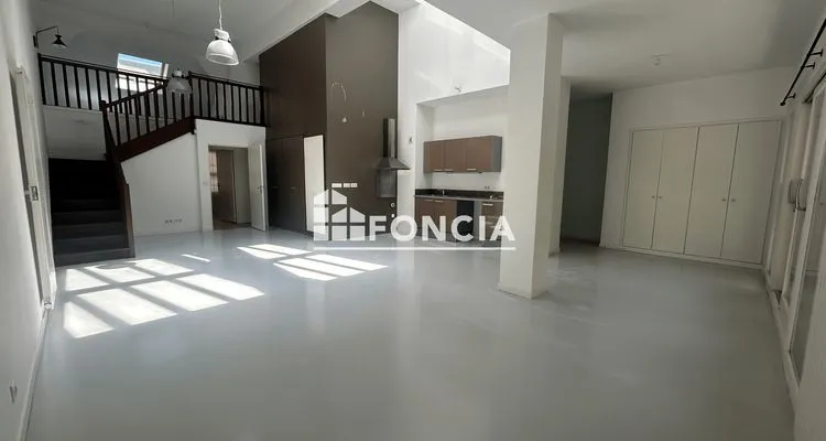 Elutuba - Duplex with Verrière in Chartres Centre