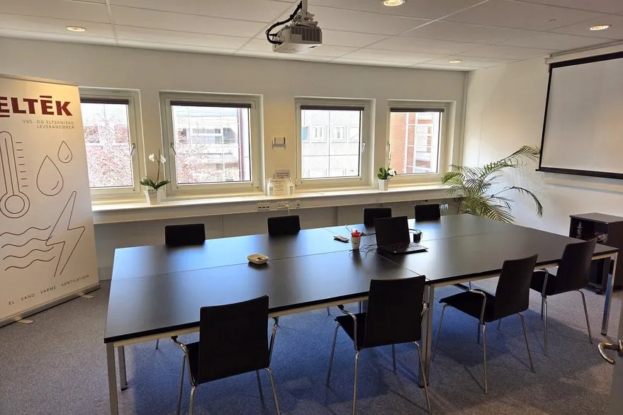 Salle à manger - Office Space with Foldable Wall in Copenhagen