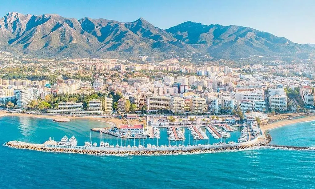 Duplex with Pool and Terrace in Eagles Village