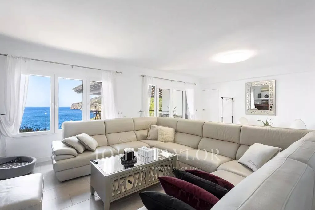 Séjour - Seafront Villa with Pool in Camp de Mar, Mallorca