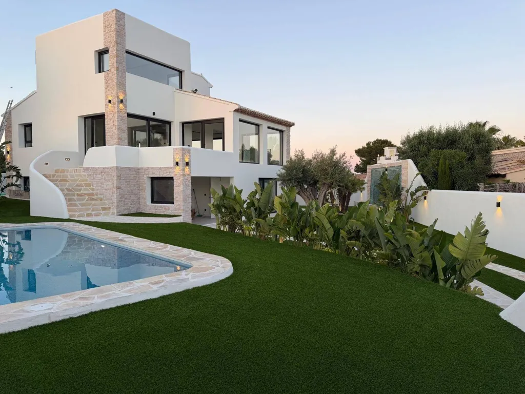 Piscine - Modern Villa with Sea View in Jávea