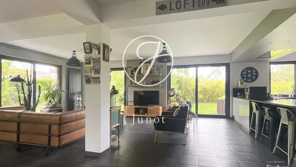 Séjour - Maison avec Terrasses et Bureaux à Chéreng