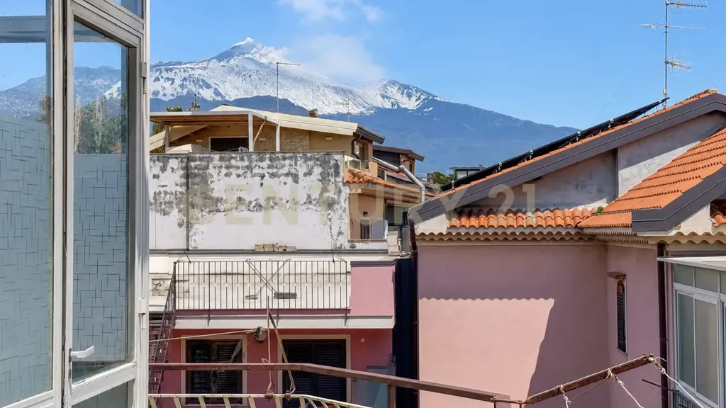Rõdu - Apartment with Panoramic Views in Acireale