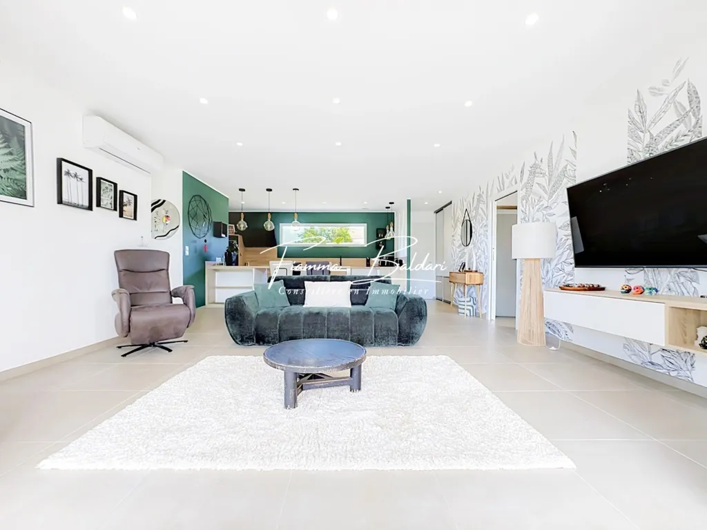 Séjour - Villa contemporaine avec piscine à l'ouest